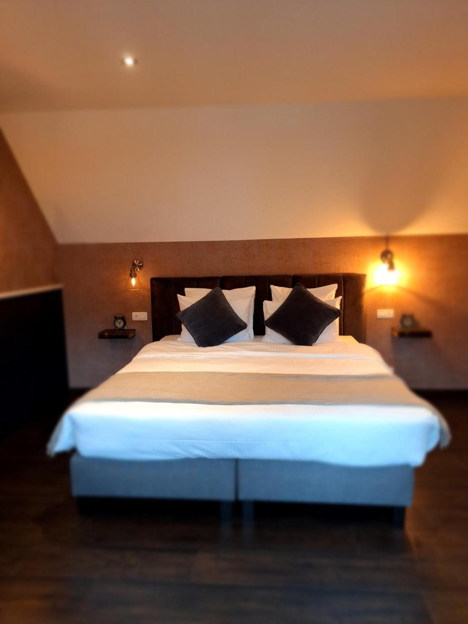 Chambres D'Hotes - Au Clos D'Amande Lasne Exteriör bild