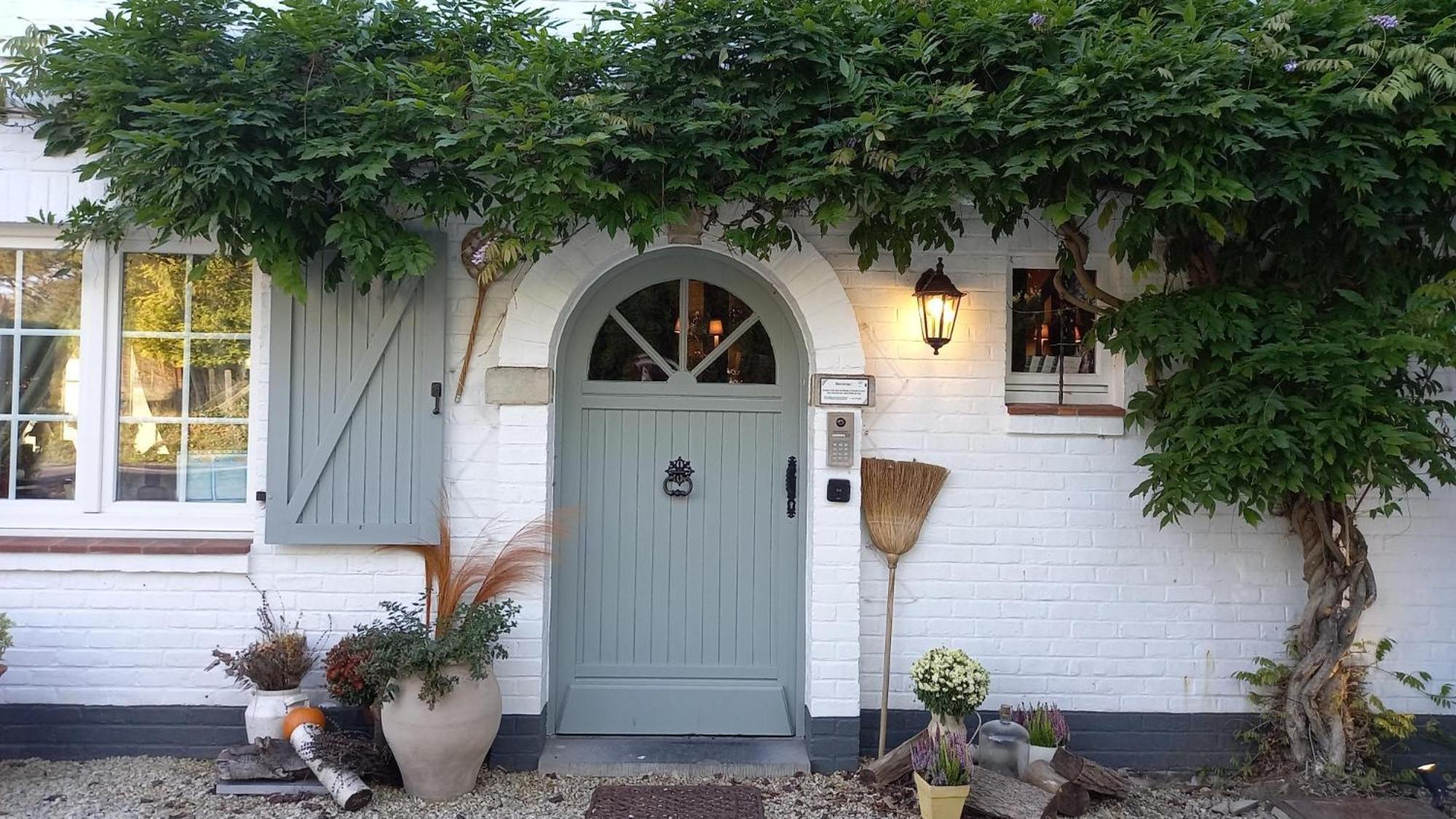 Chambres D'Hotes - Au Clos D'Amande Lasne Exteriör bild