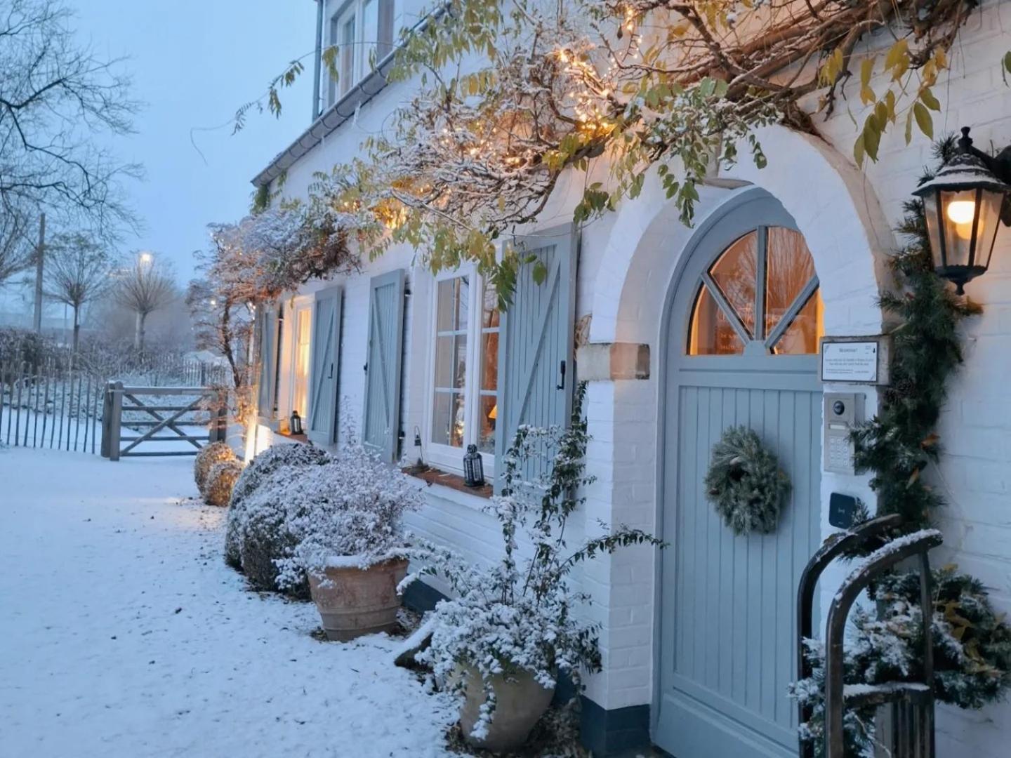 Chambres D'Hotes - Au Clos D'Amande Lasne Exteriör bild